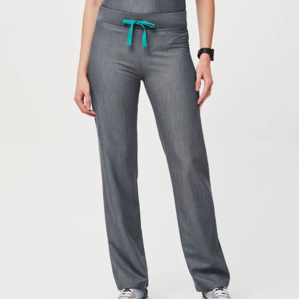 Figs Livingston Basic Scrub Pants